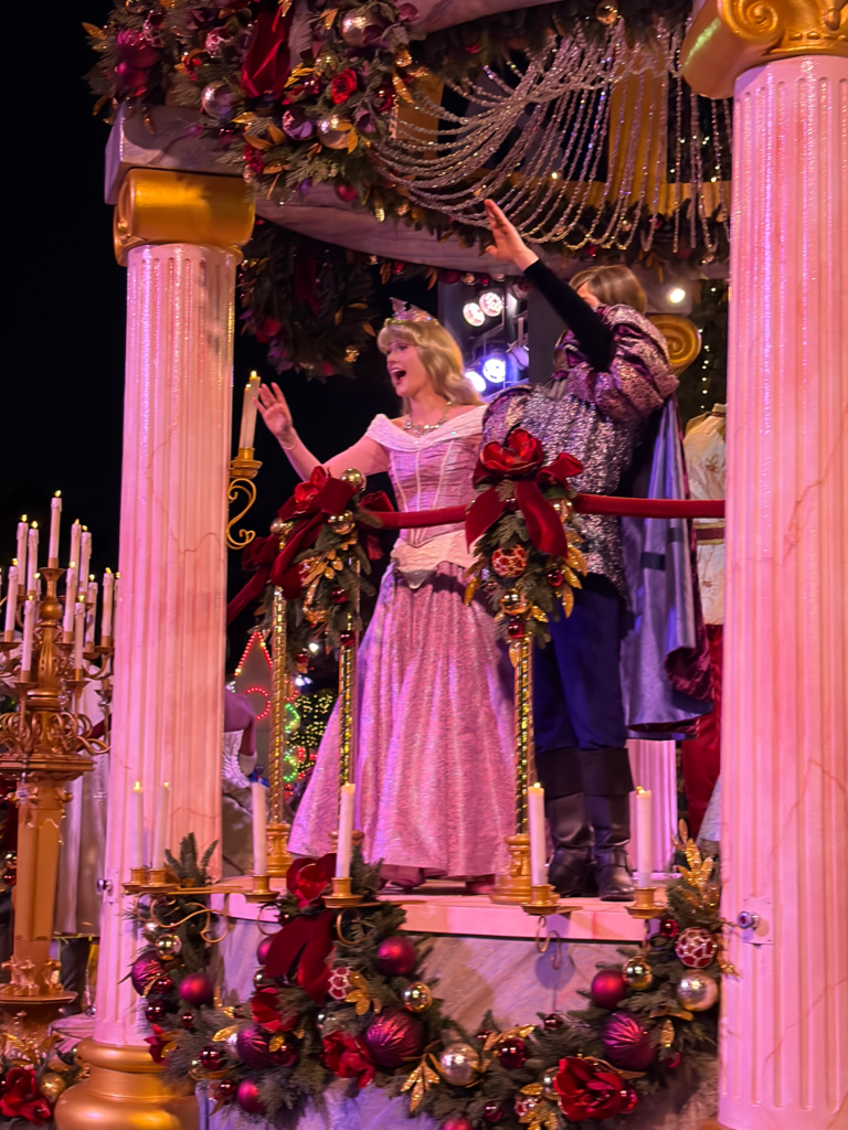 🎄 Disneyland’s 2025 Christmas Parade: